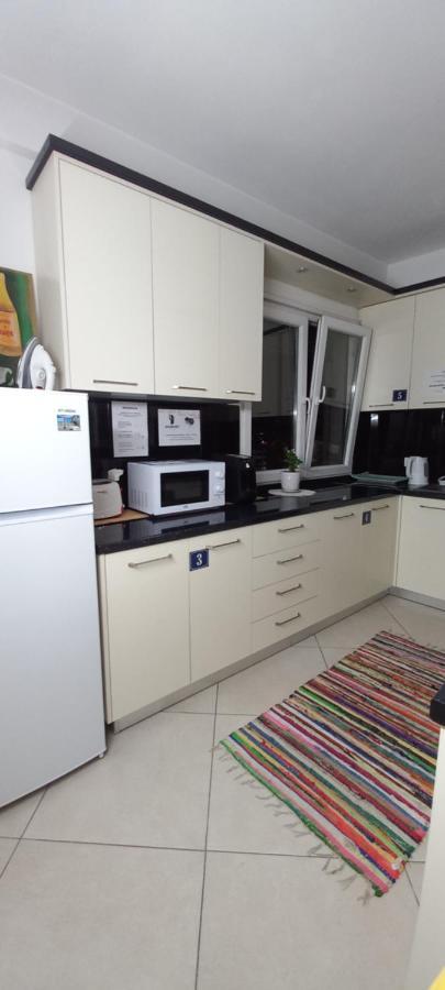 Guesthouse Bela Τίρανα Εξωτερικό φωτογραφία